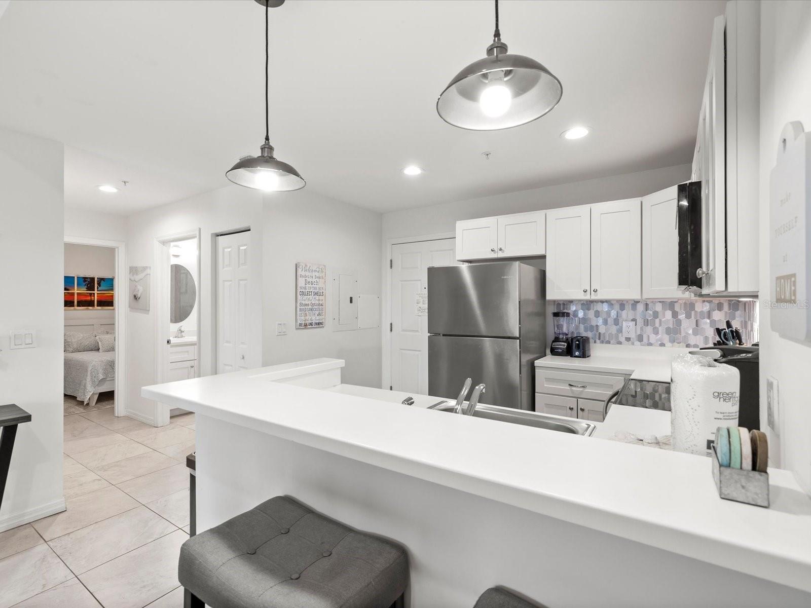 Image 10 of 61 For 13101 Gulf Boulevard 1304