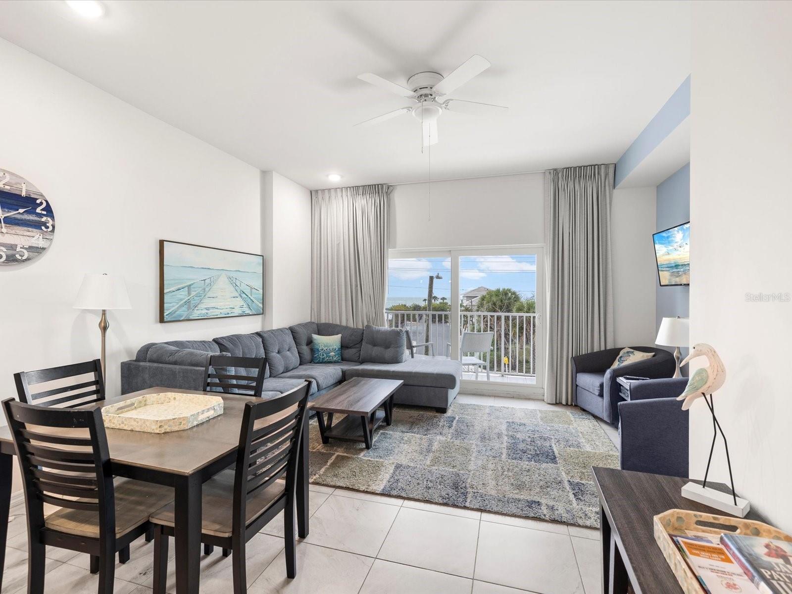 Image 14 of 61 For 13101 Gulf Boulevard 1304