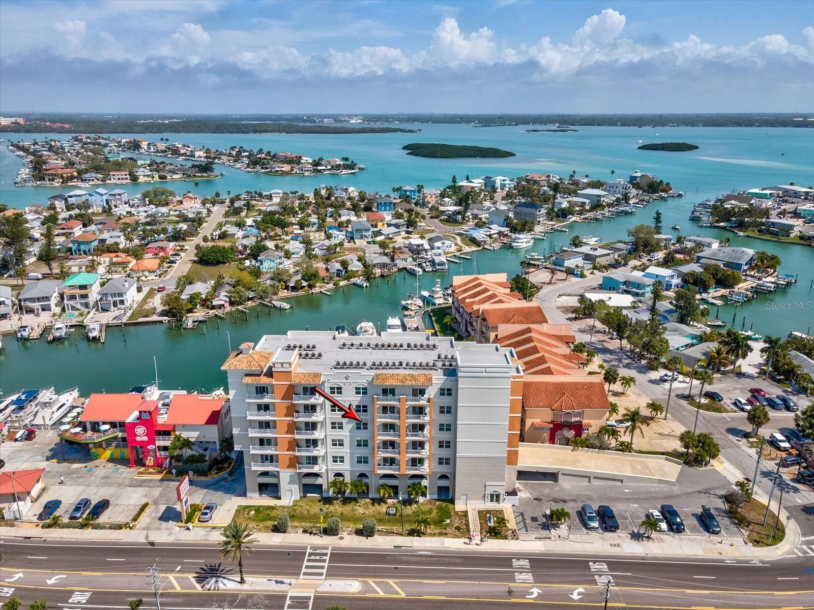 Image 48 of 61 For 13101 Gulf Boulevard 1304