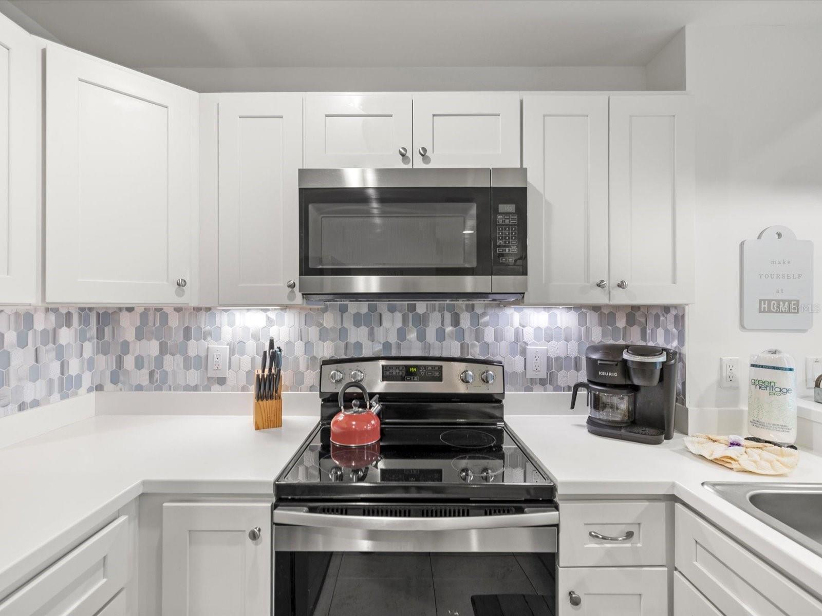 Image 5 of 61 For 13101 Gulf Boulevard 1304