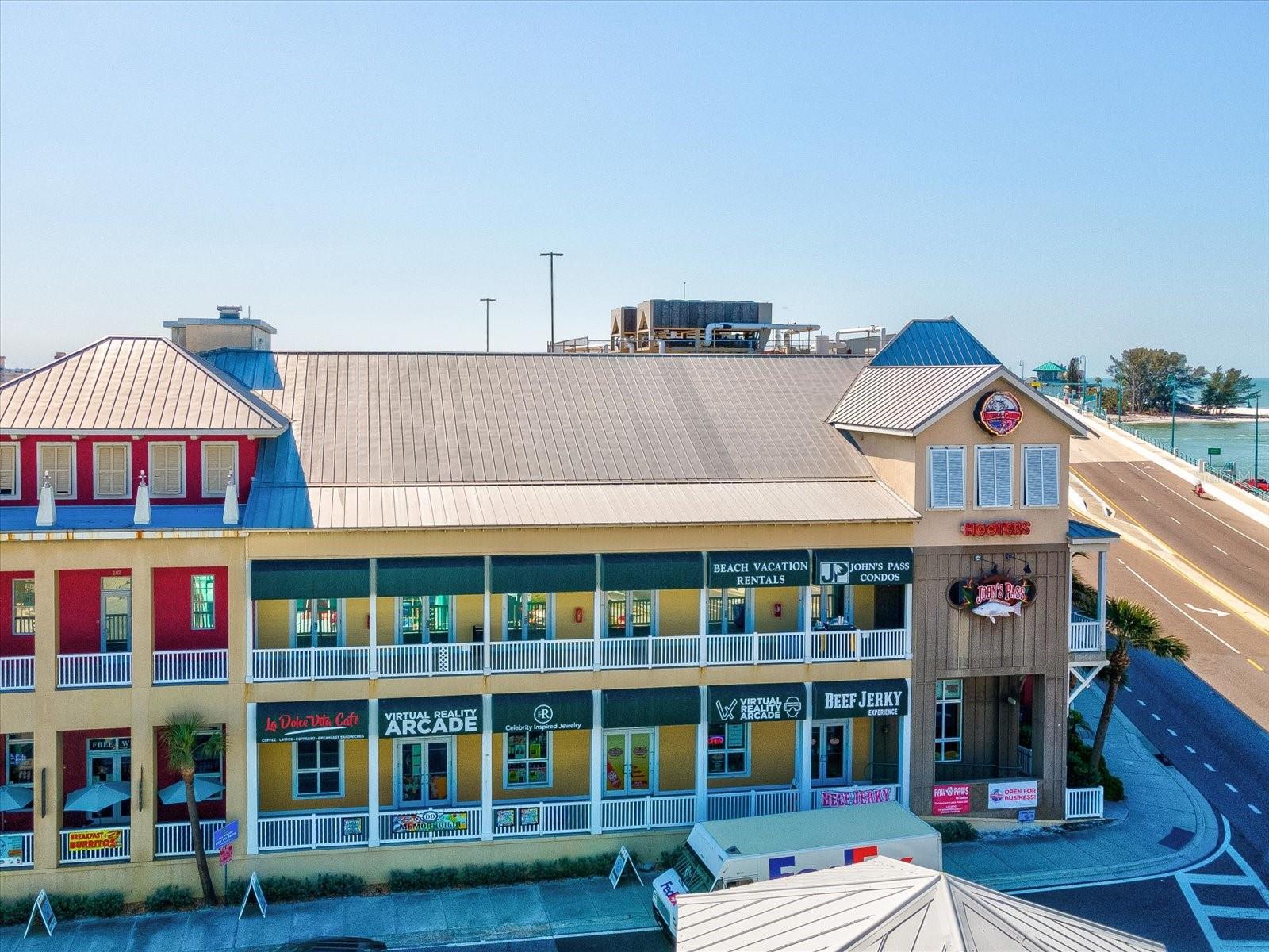 Image 52 of 61 For 13101 Gulf Boulevard 1304