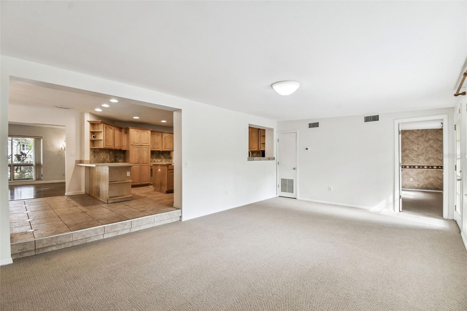 Image 11 of 13 For 4508 Henderson Boulevard