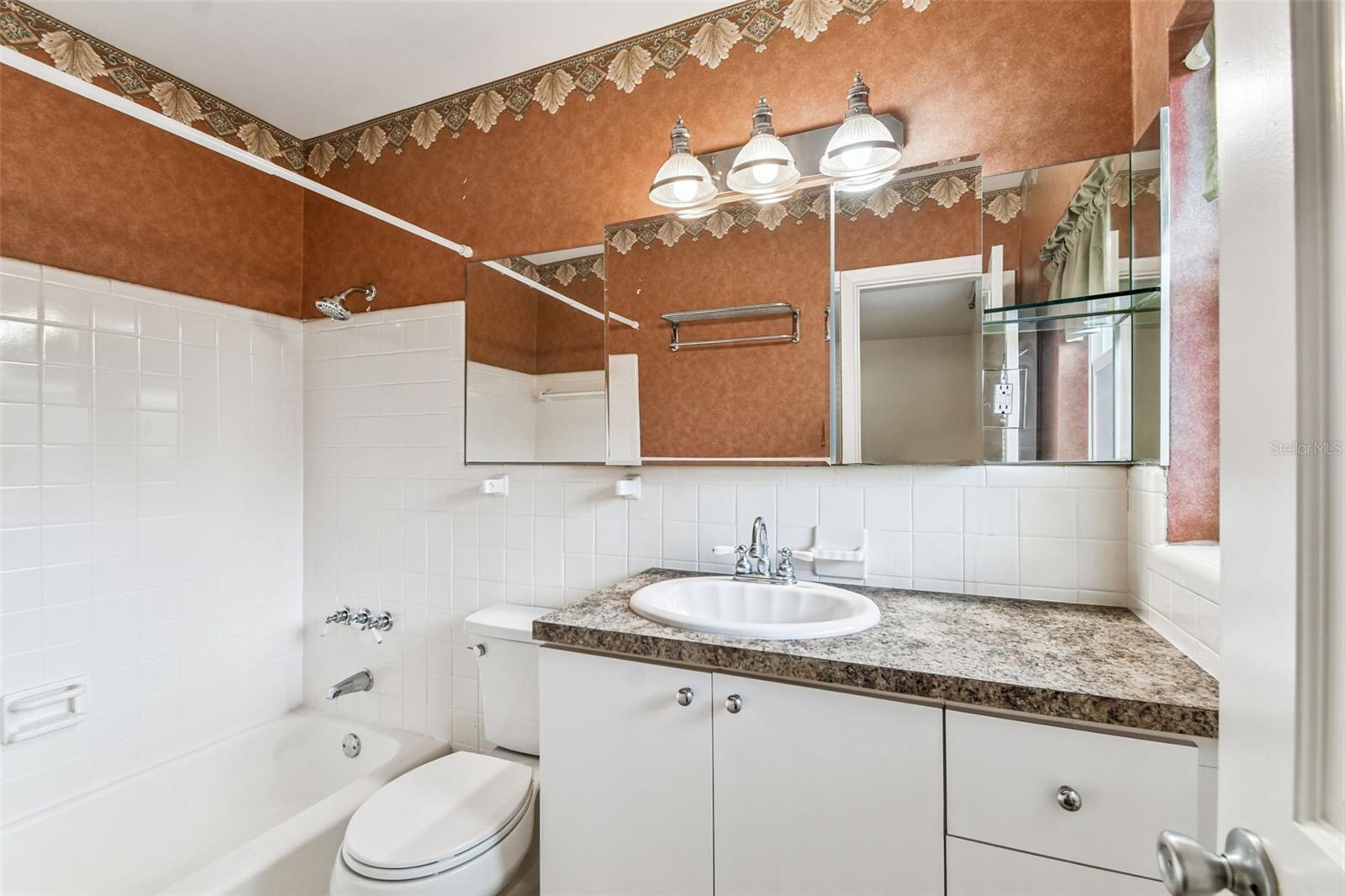 Image 6 of 13 For 4508 Henderson Boulevard