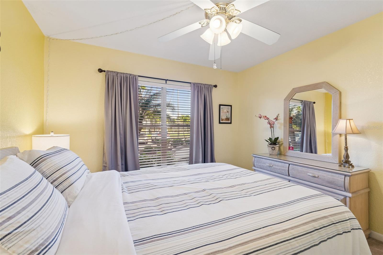 Image 24 of 33 For 5801 Bahia Del Mar Circle 114