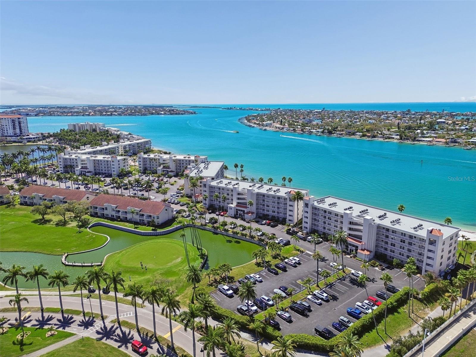 Image 5 of 33 For 5801 Bahia Del Mar Circle 114