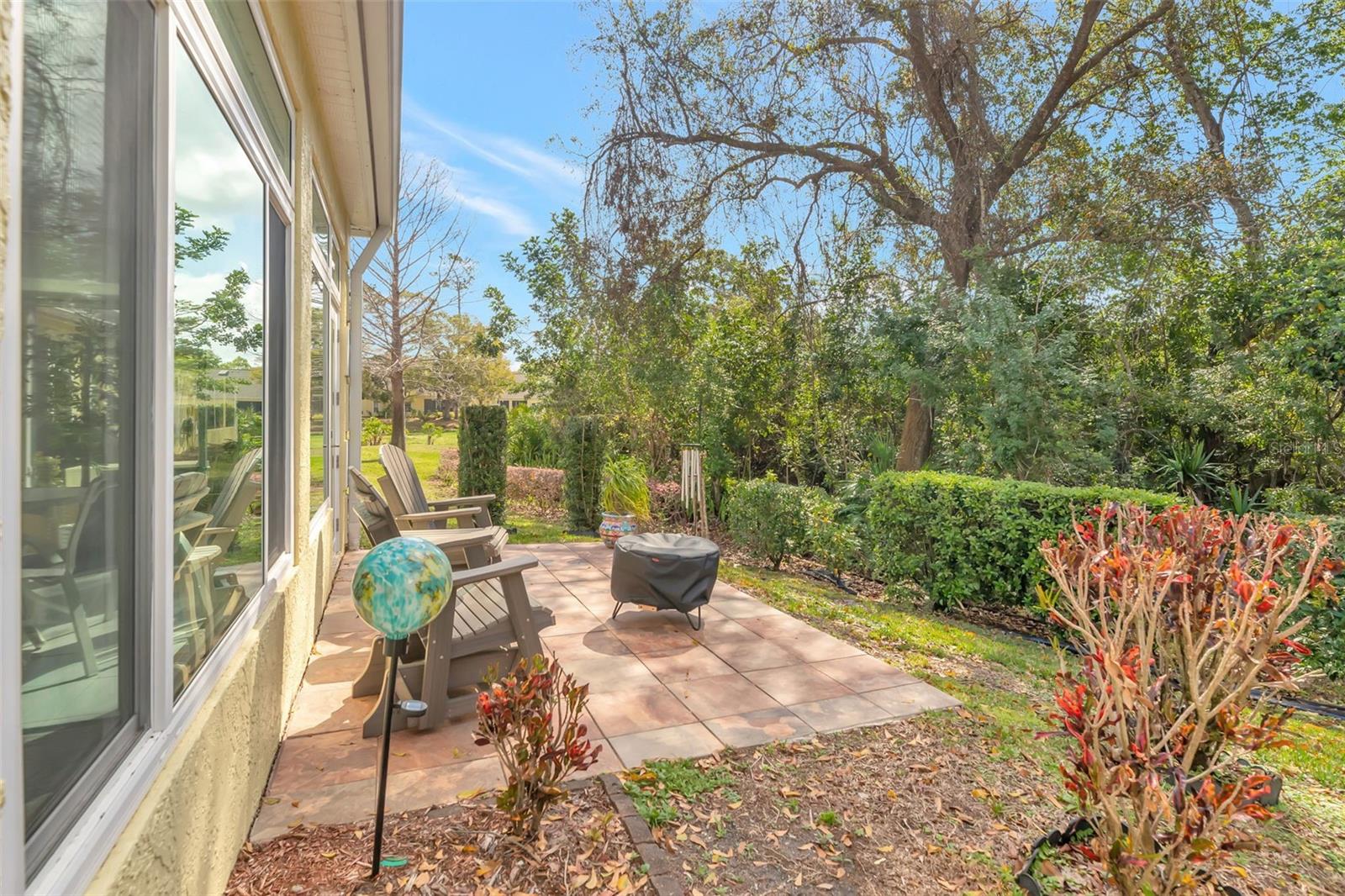 Image 37 of 47 For 1194 Royal Boulevard