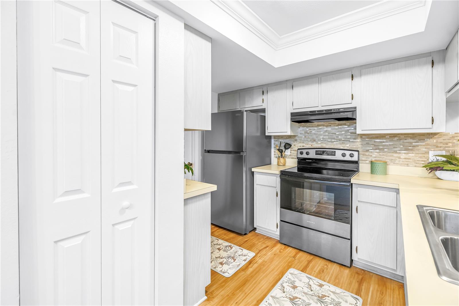 Image 15 of 49 For 1666 Monterey Drive