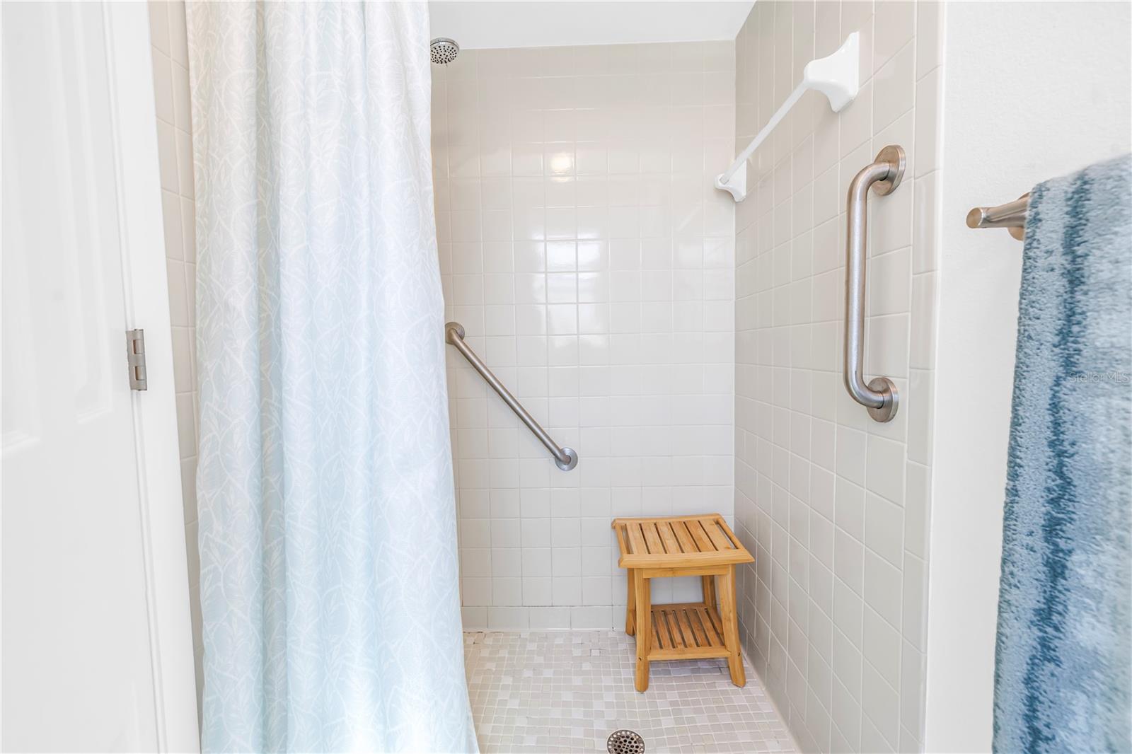 Image 30 of 49 For 1666 Monterey Drive