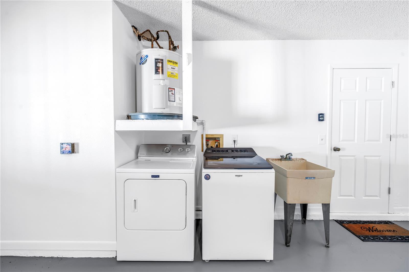 Image 38 of 49 For 1666 Monterey Drive