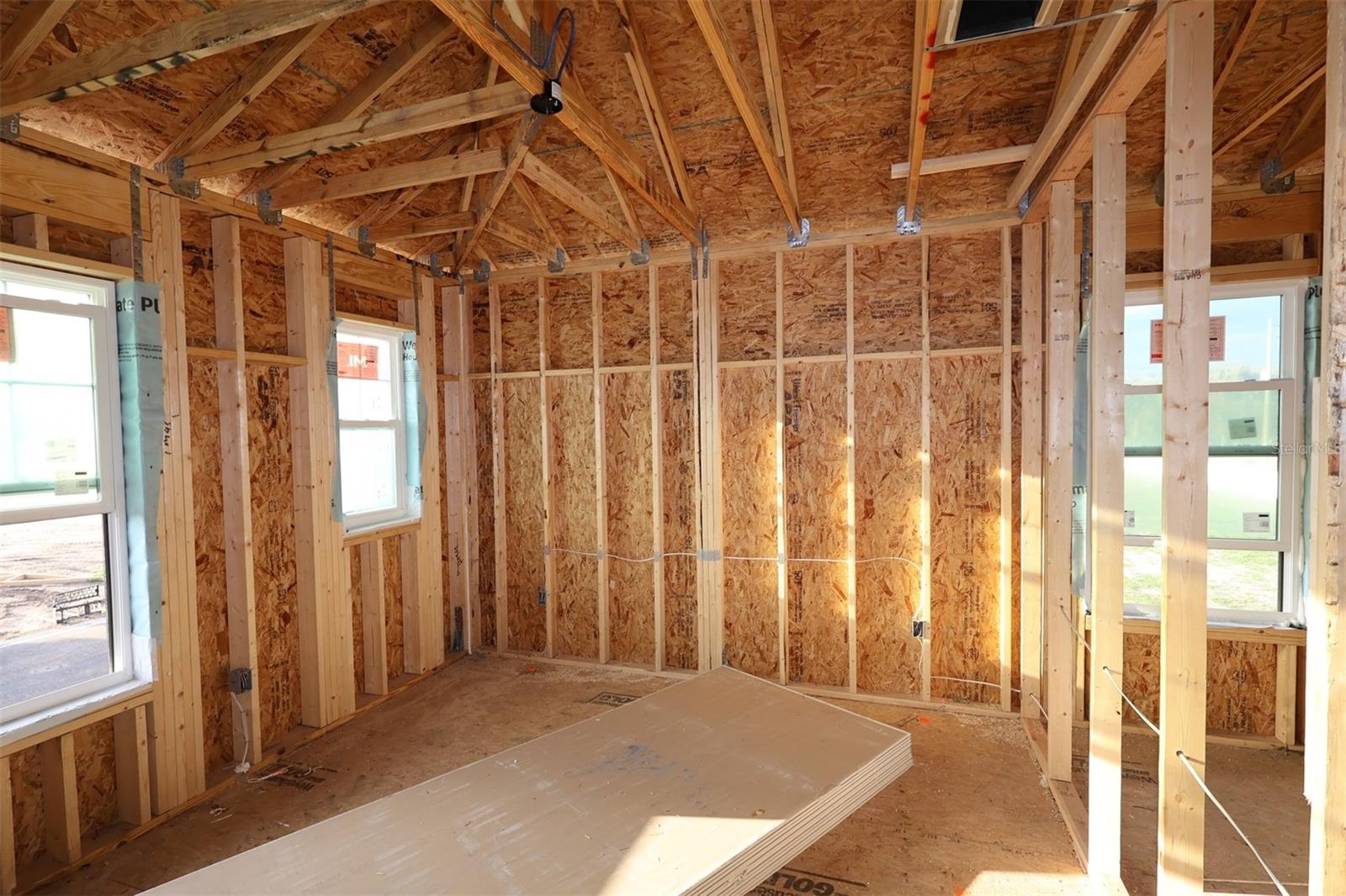 Image 9 of 15 For 6828 Chloe Court