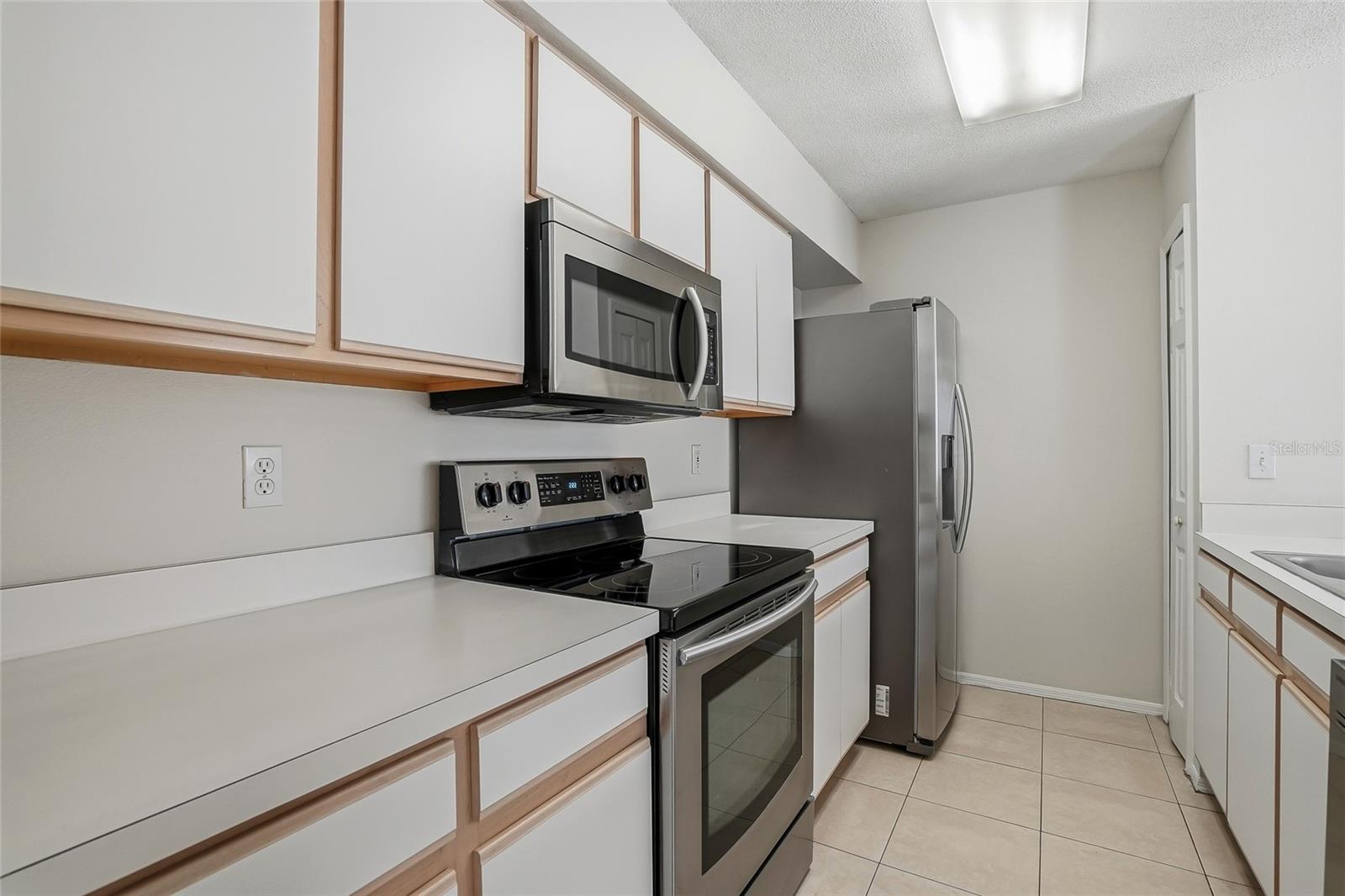 Image 10 of 32 For 2118 Fluorshire Drive