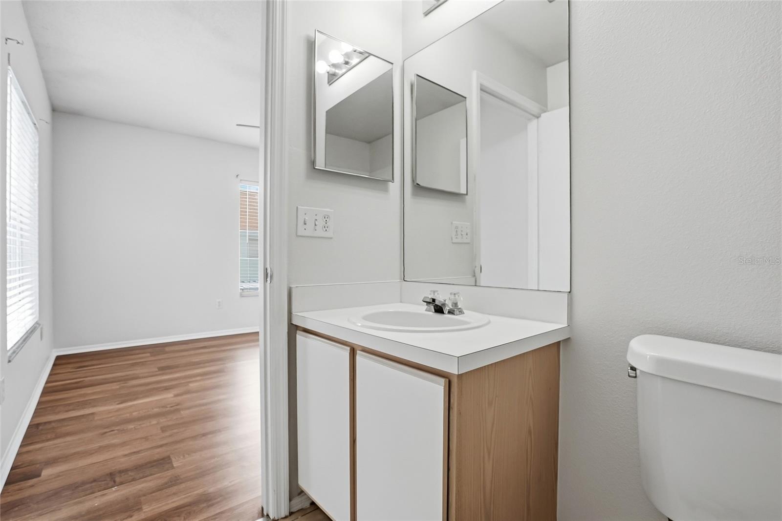 Image 19 of 32 For 2118 Fluorshire Drive