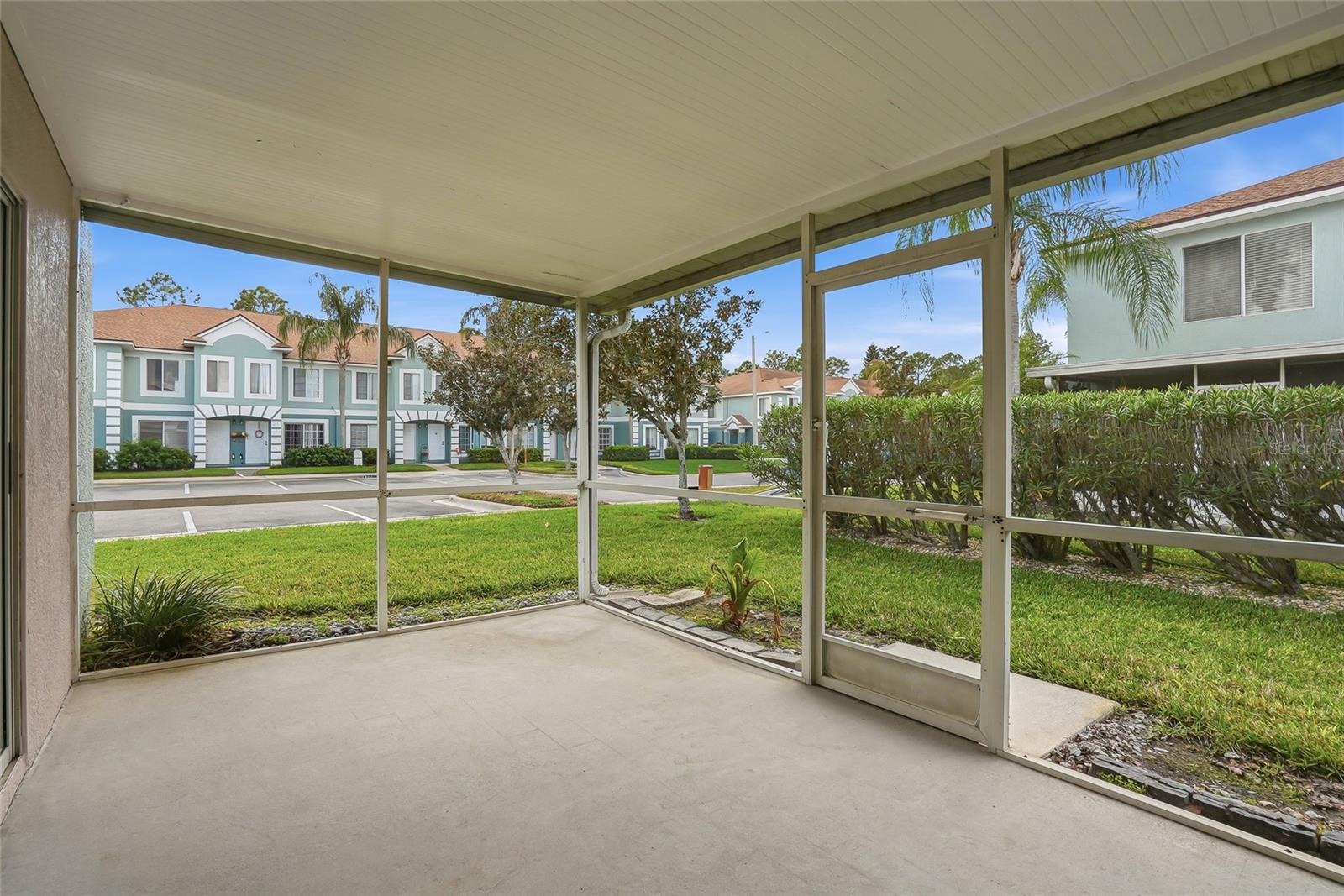 Image 26 of 32 For 2118 Fluorshire Drive