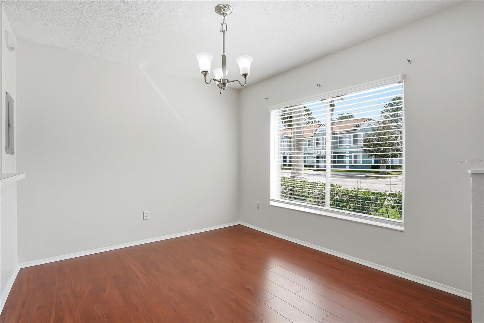 Image 8 of 32 For 2118 Fluorshire Drive