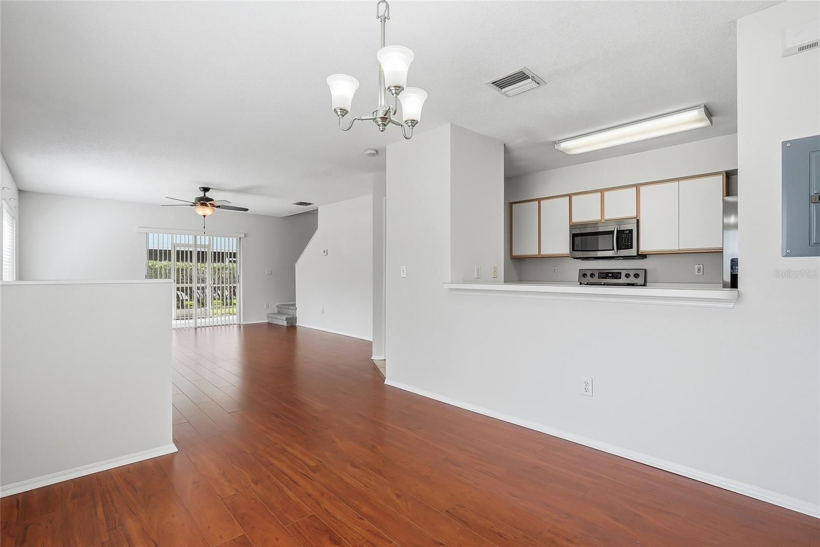 Image 9 of 32 For 2118 Fluorshire Drive