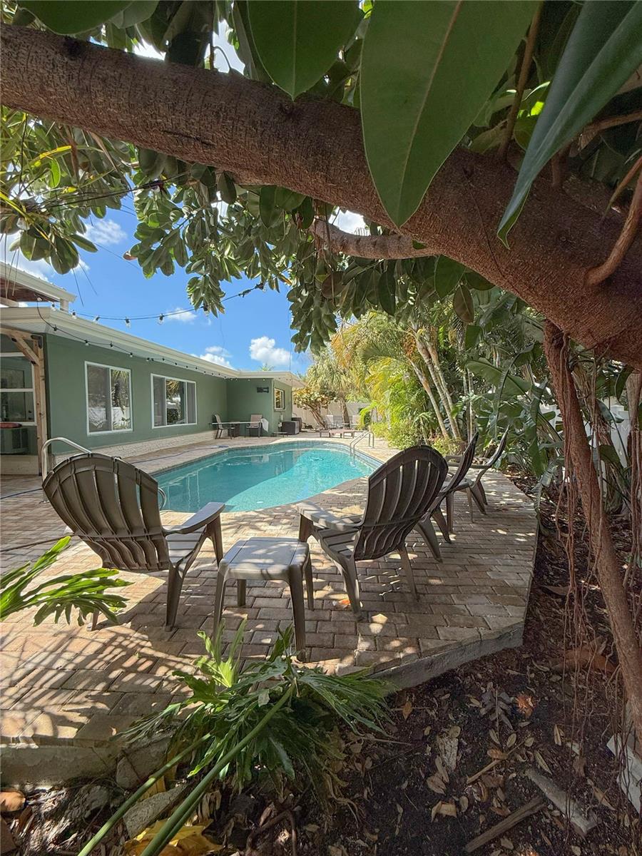 Image 11 of 64 For 2058 Nursery Road