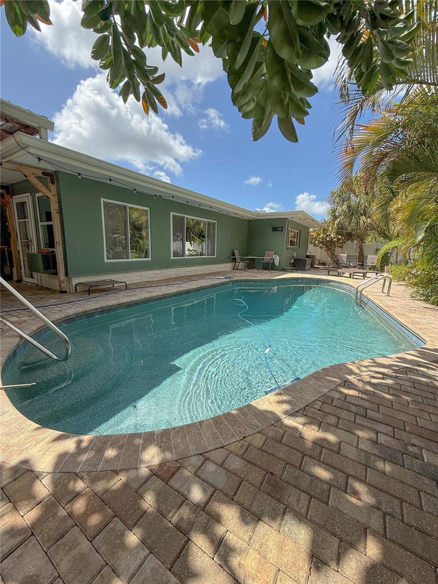 Image 14 of 64 For 2058 Nursery Road