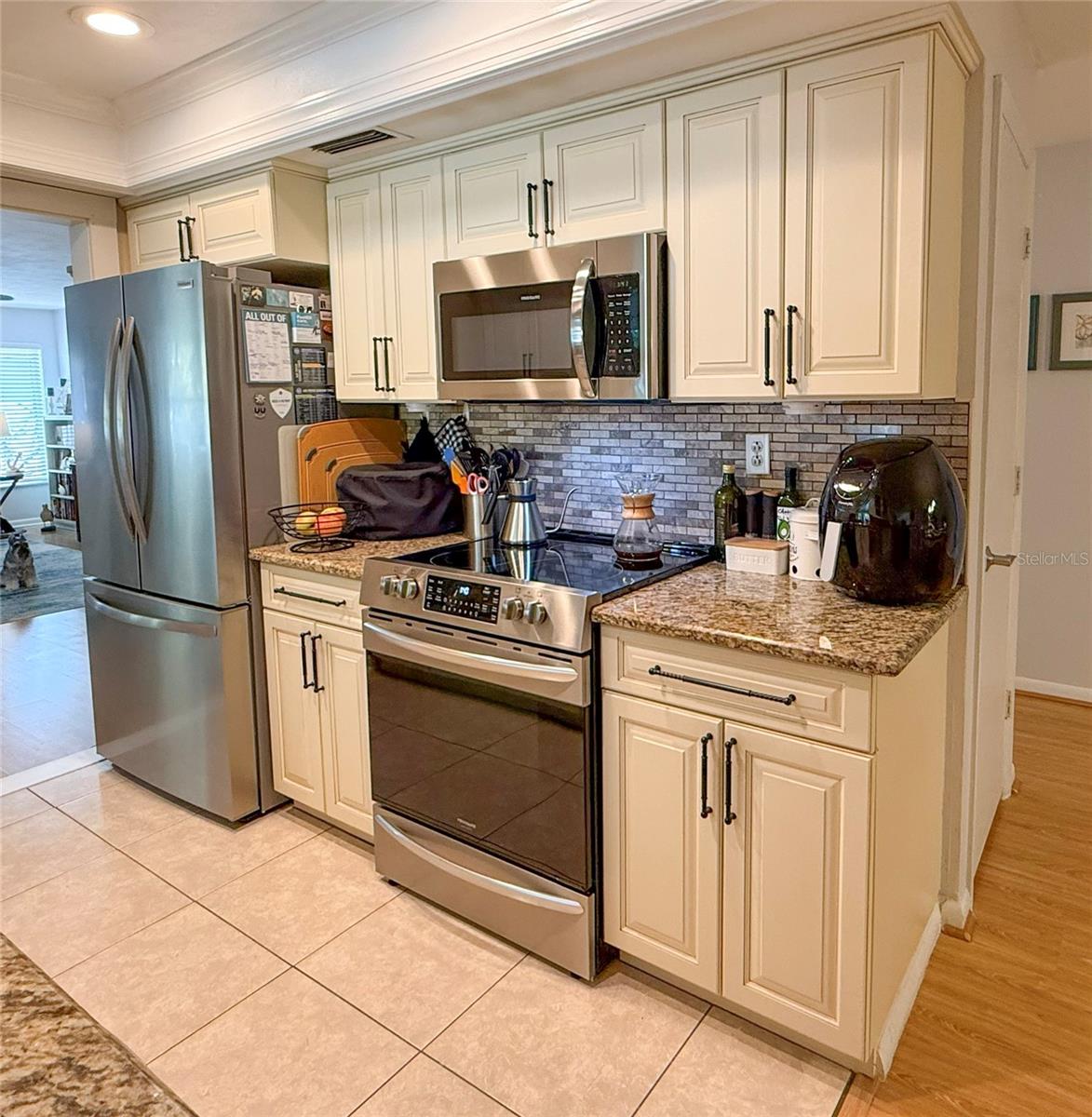 Image 34 of 64 For 2058 Nursery Road