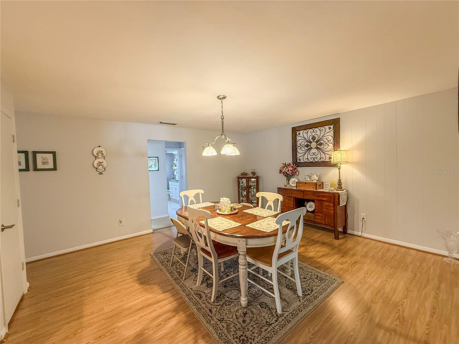 Image 39 of 64 For 2058 Nursery Road