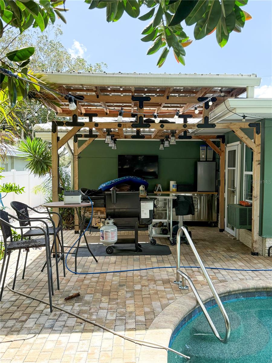 Image 8 of 64 For 2058 Nursery Road