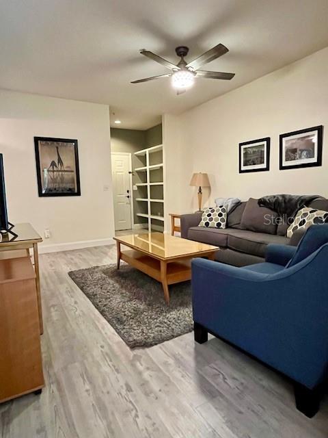 Listing photo id 23 for 1810 Palm Avenue 2104