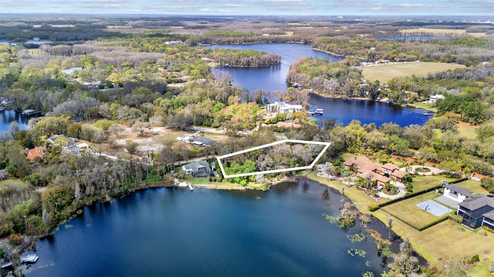 Image 30 of 37 For 18709 Wayne Road