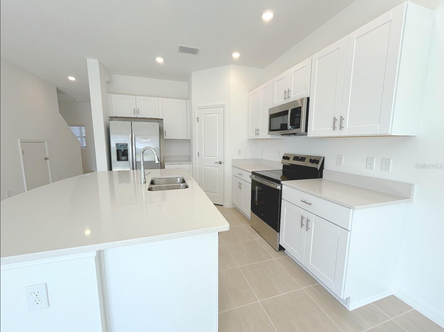 Image 10 of 39 For 16520 Bergamo Place