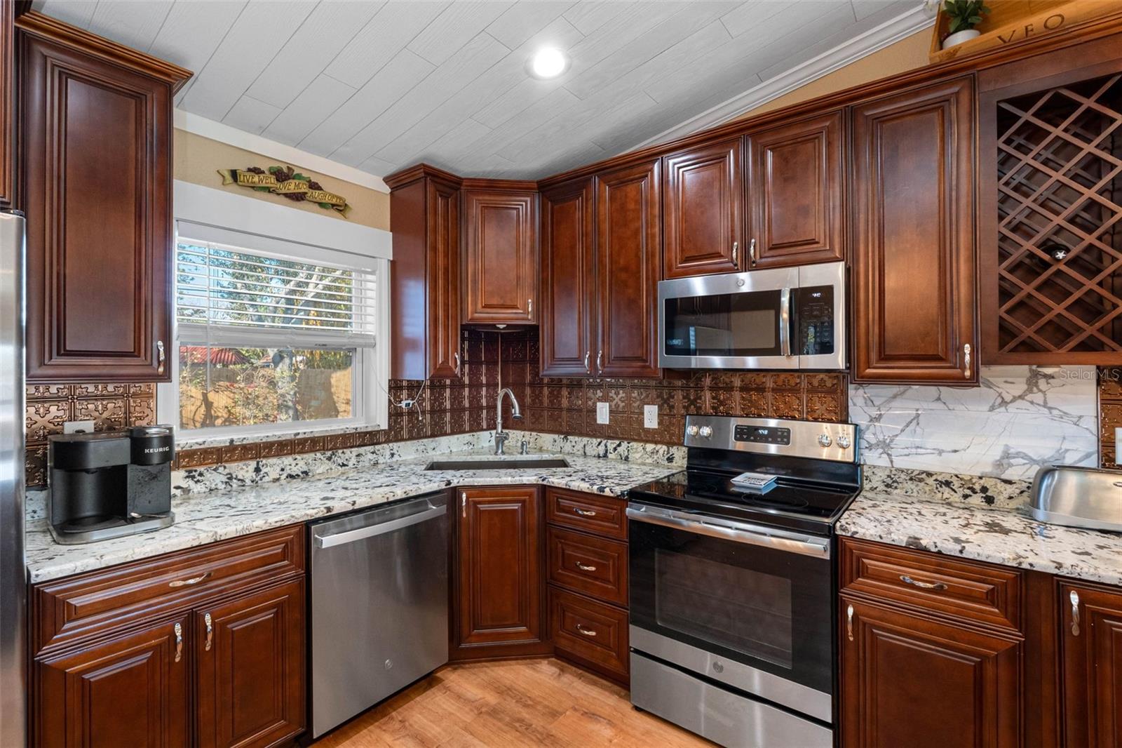 Image 10 of 43 For 11491 118th Place