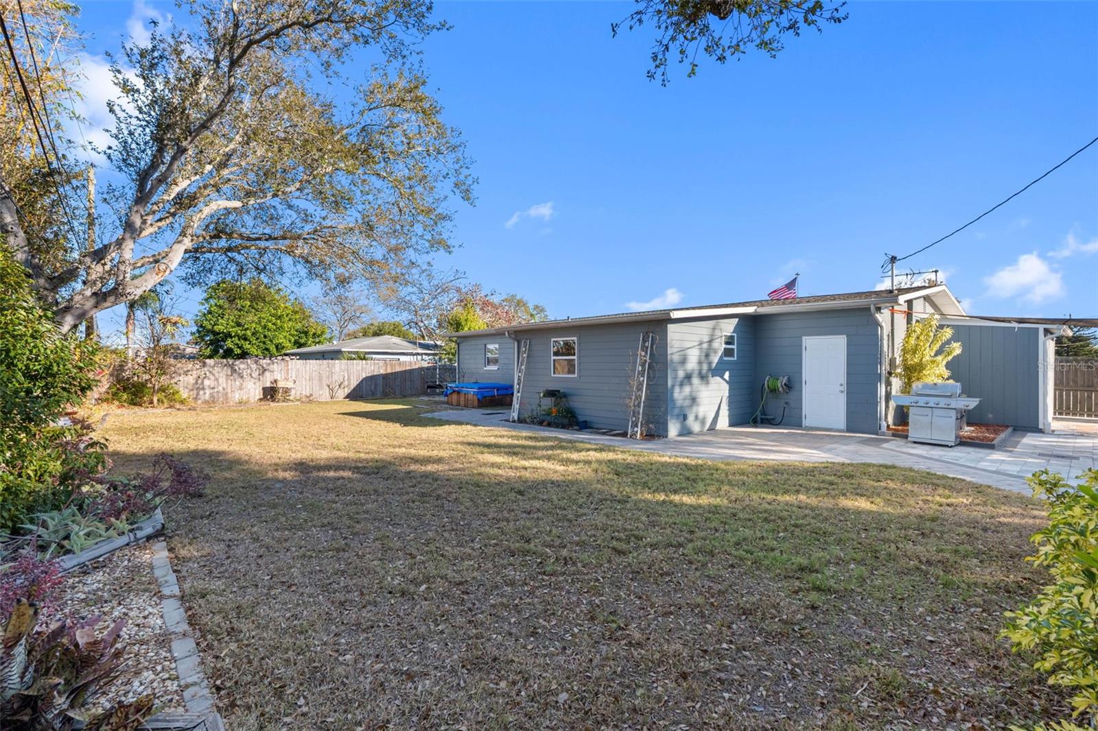 Image 31 of 43 For 11491 118th Place