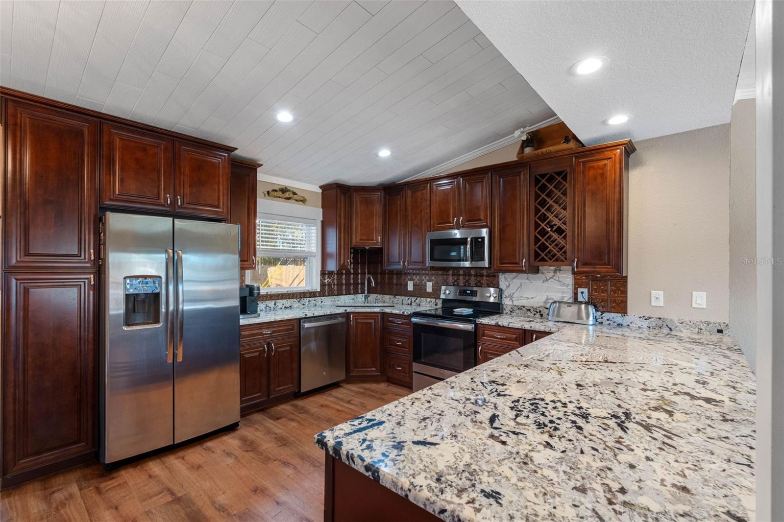 Image 8 of 43 For 11491 118th Place