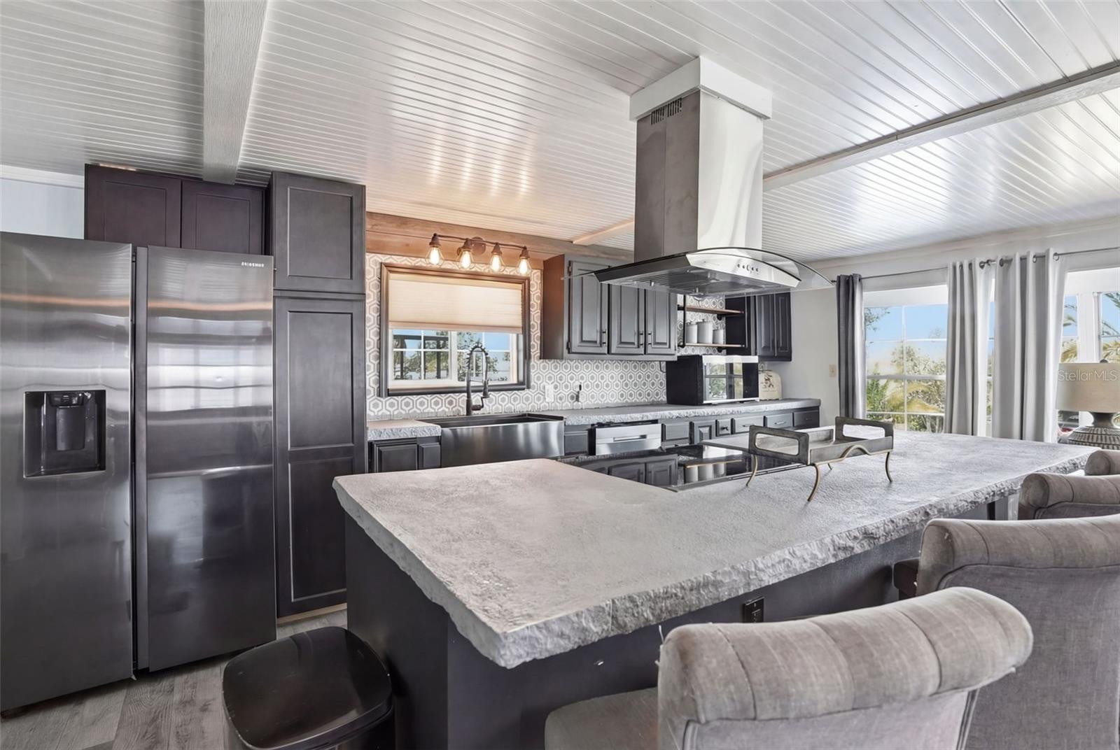 Image 14 of 47 For 8060 Stockholm Street