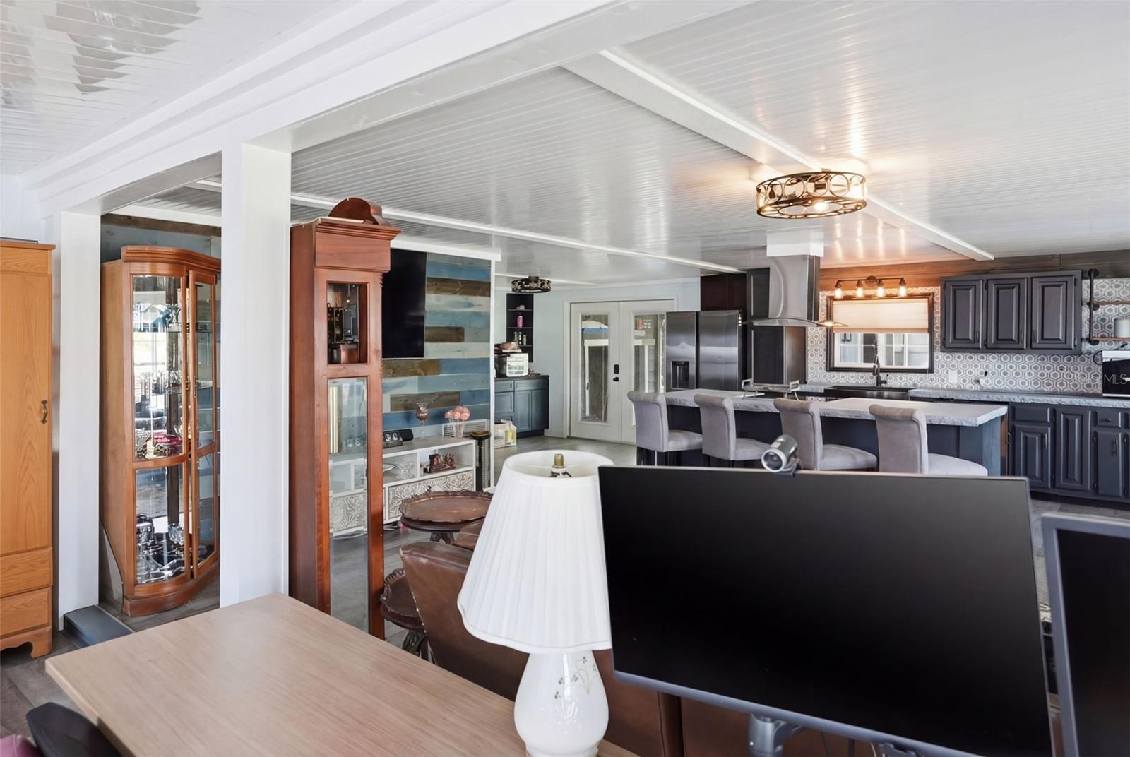 Image 19 of 47 For 8060 Stockholm Street