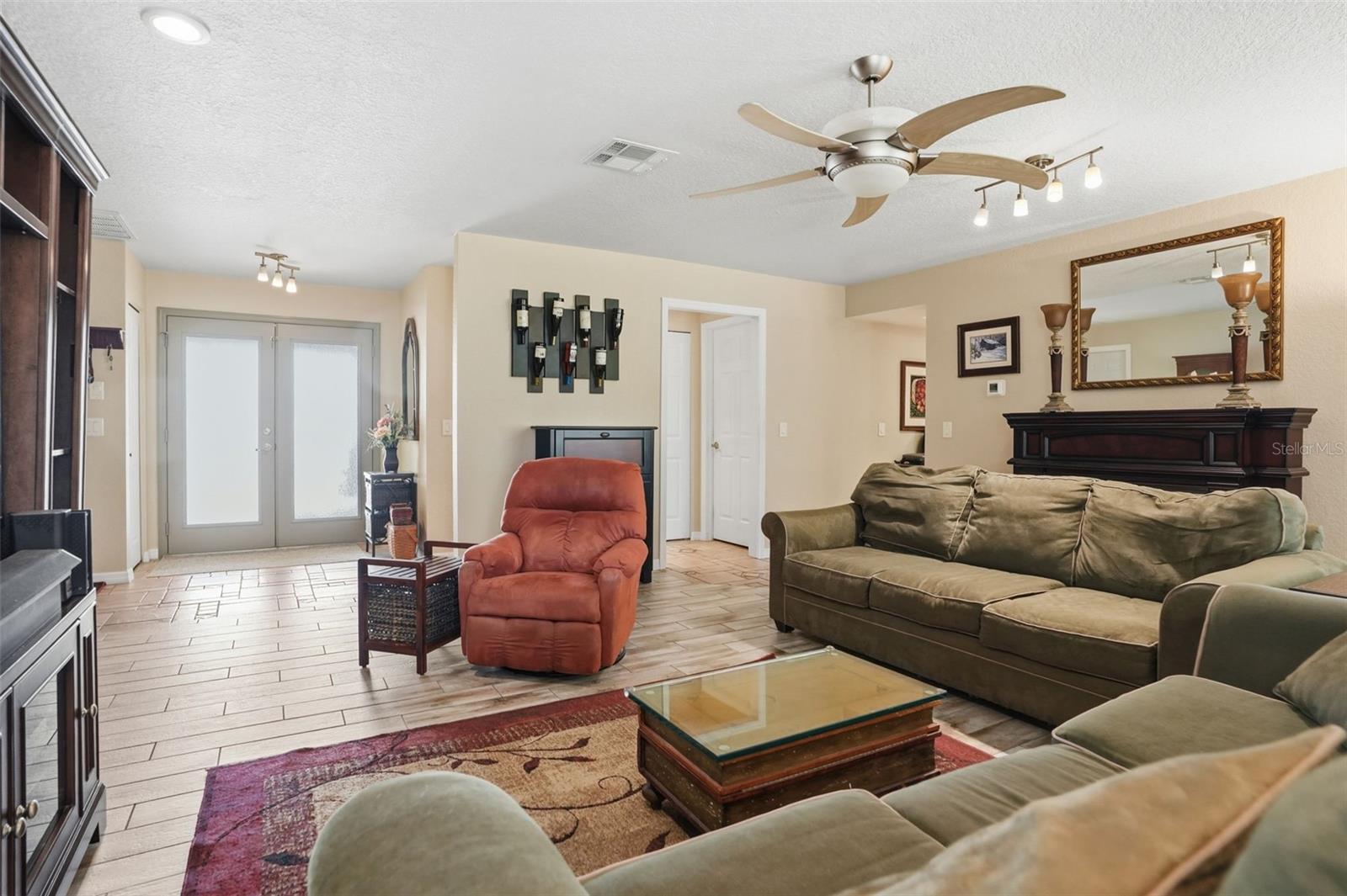 Image 7 of 38 For 2658 Royal Ridge Drive