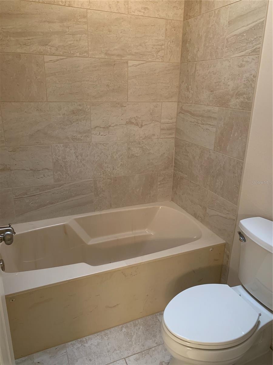 Image 17 of 20 For 2658 Sequoia Terrace