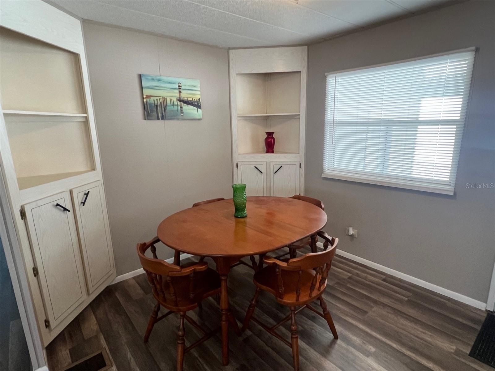 Image 10 of 29 For 66 Thatch Palm Street W