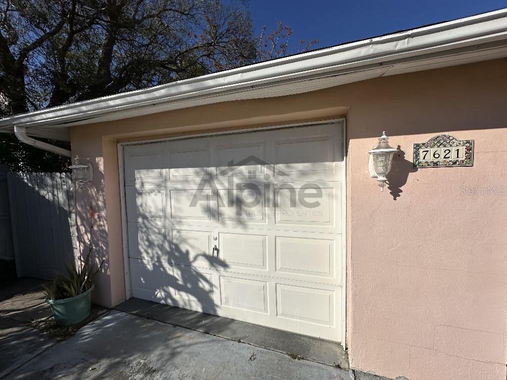 Image 3 of 26 For 7621 Ilex Drive