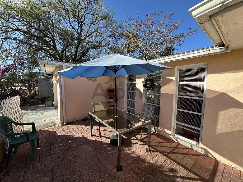 Image 4 of 26 For 7621 Ilex Drive