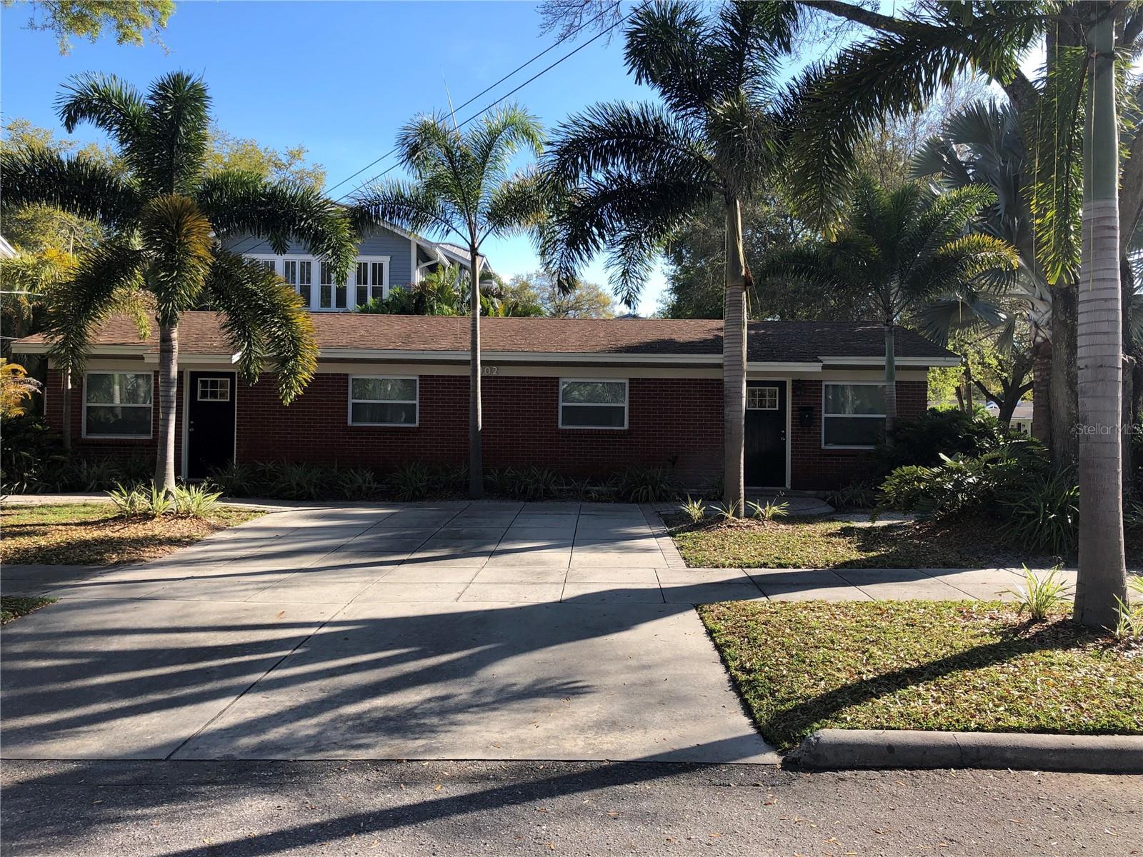 Image 2 of 36 For 902 Bruce Street B