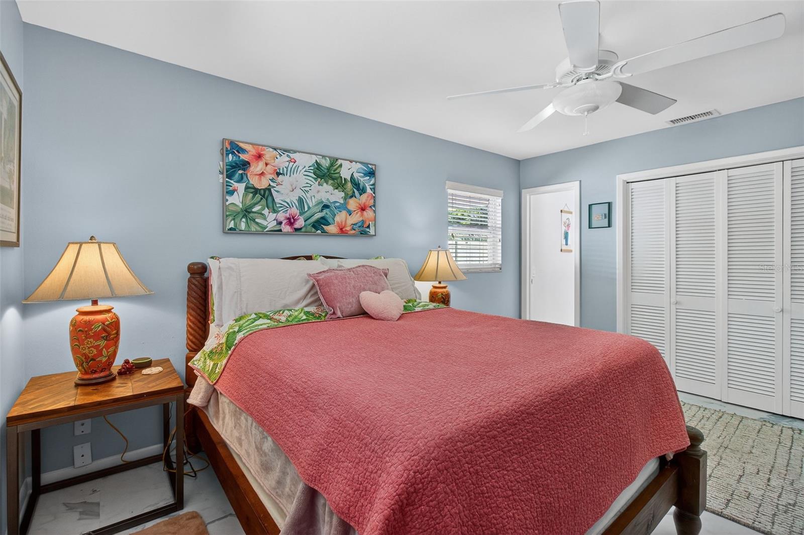 Image 16 of 29 For 5723 1st Street Ne