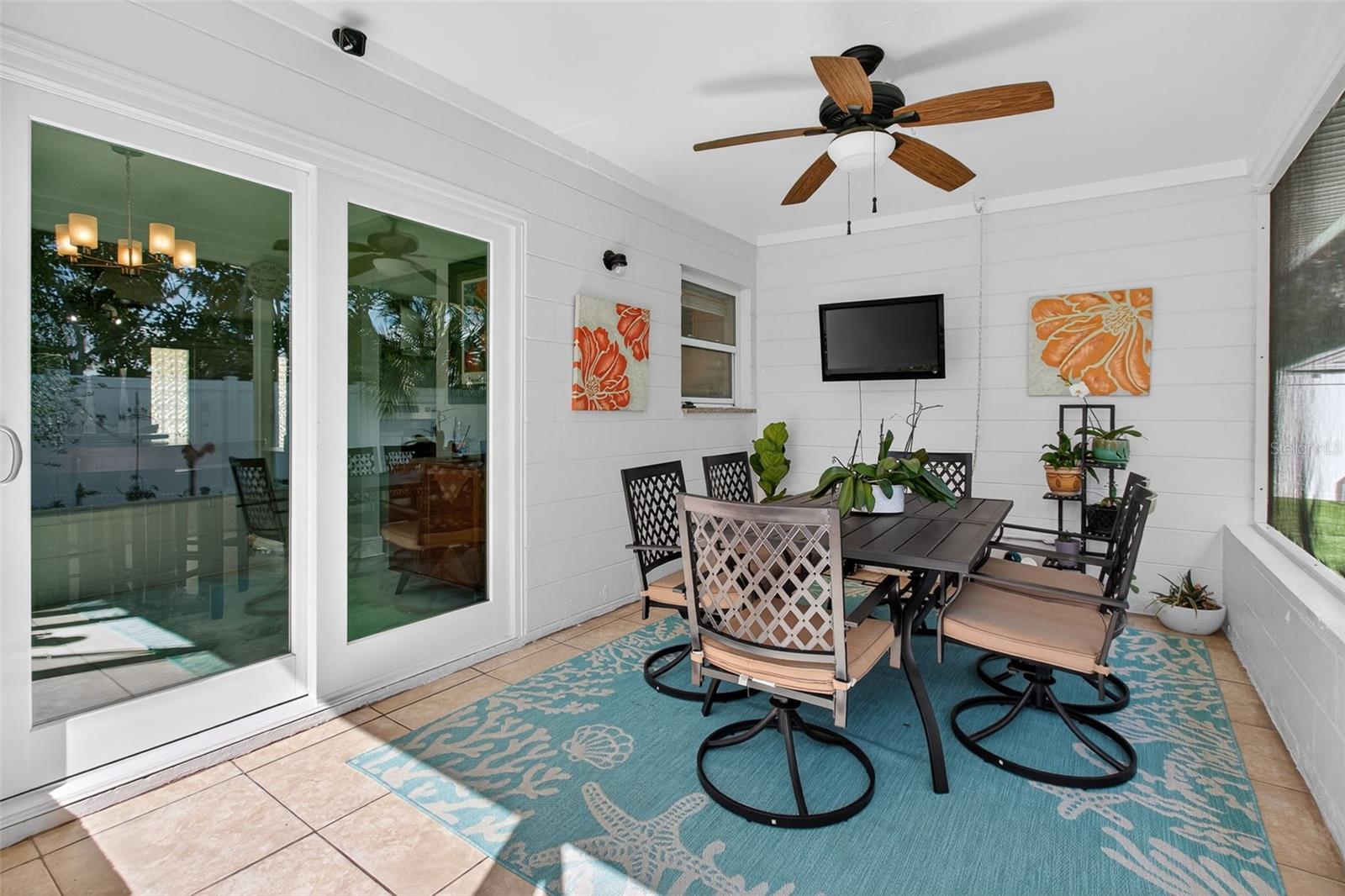 Image 7 of 29 For 5723 1st Street Ne