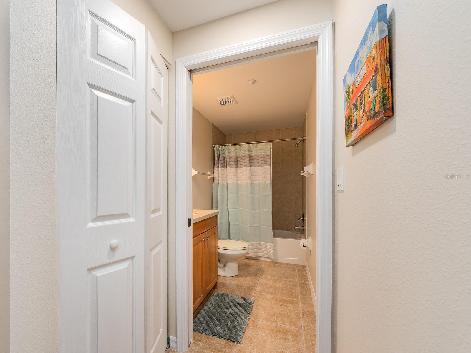 Image 37 of 57 For 1370 Gulf Boulevard 402