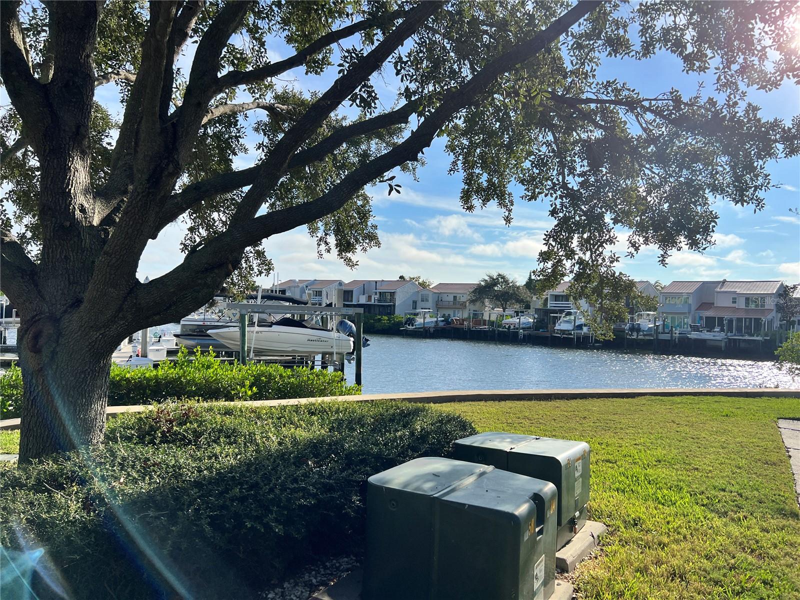 Image 13 of 55 For 4303 Spinnaker Cove Lane