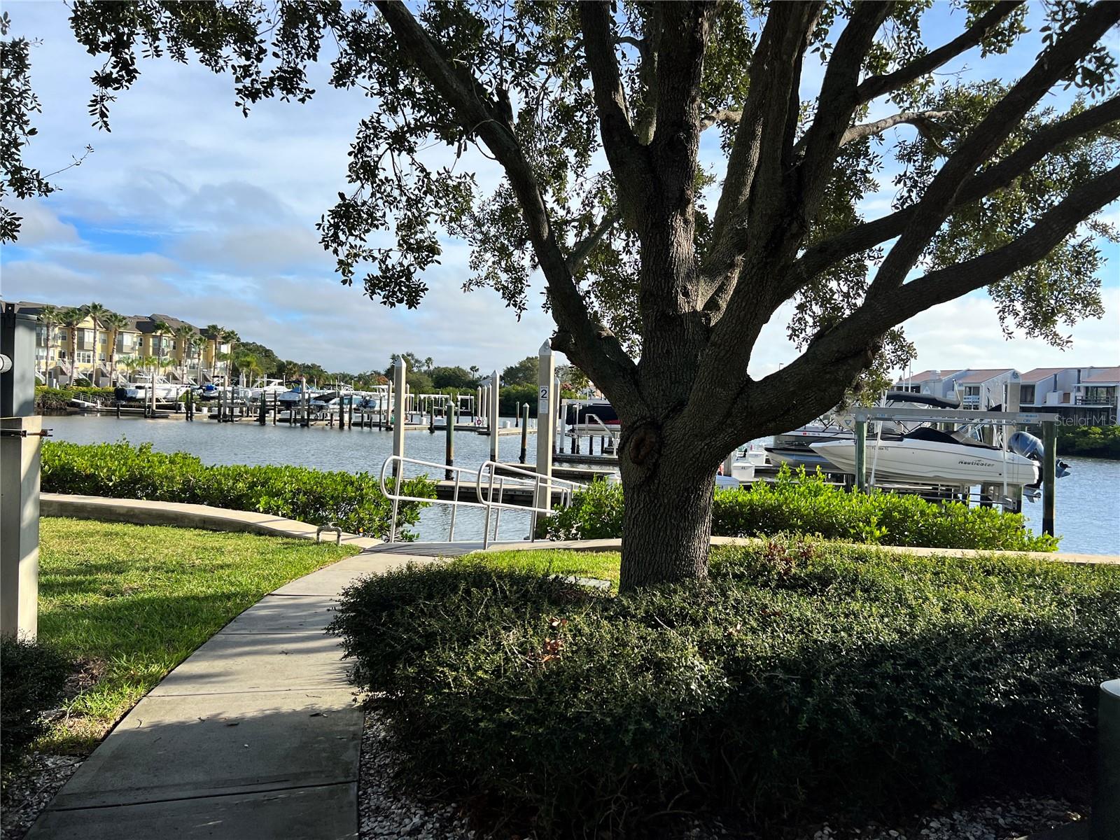 Image 5 of 55 For 4303 Spinnaker Cove Lane