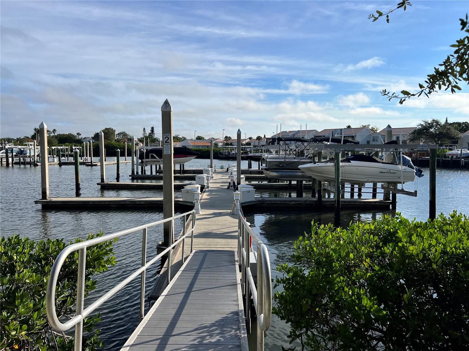 Image 7 of 55 For 4303 Spinnaker Cove Lane