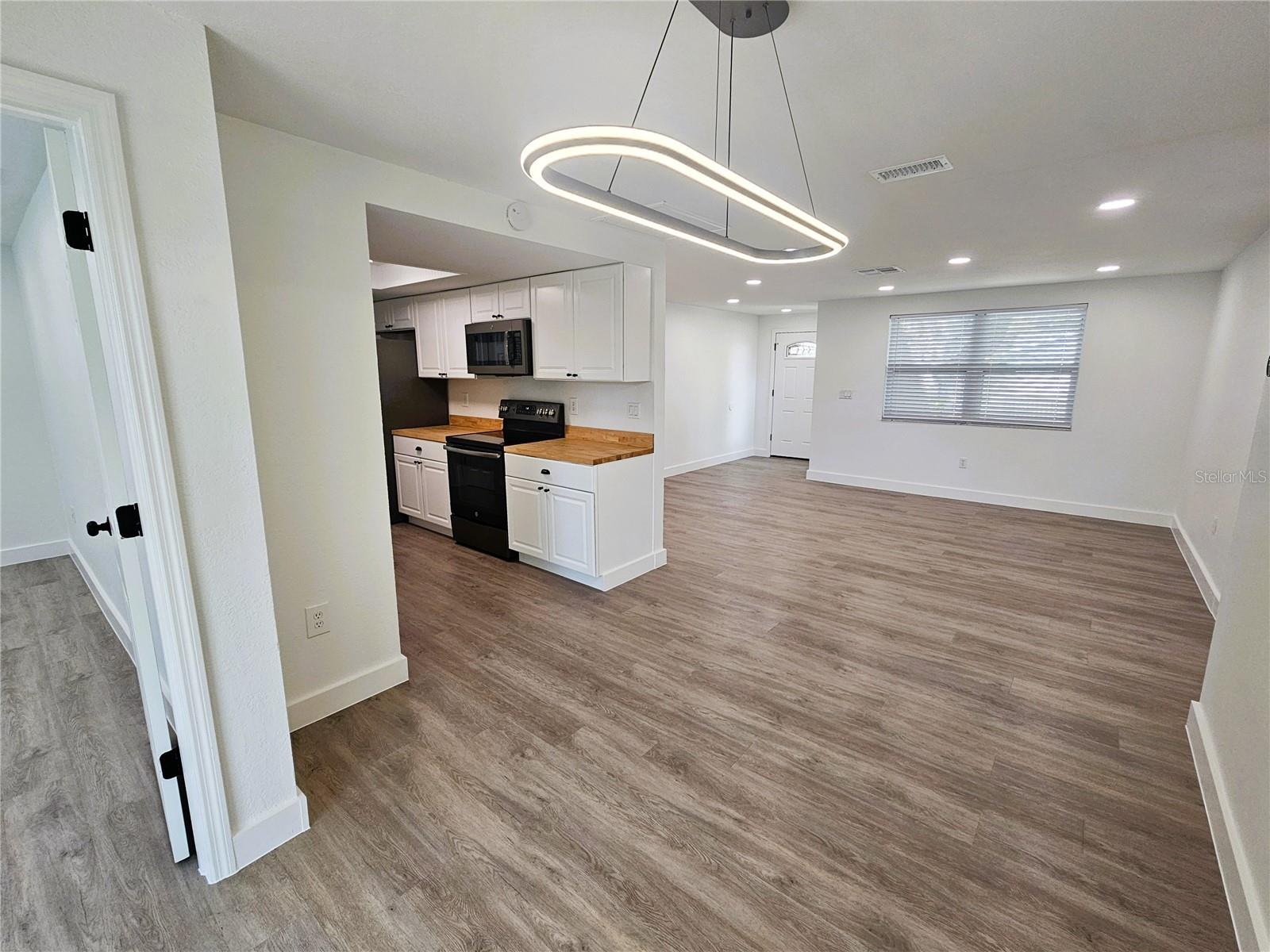 Image 16 of 34 For 12218 Shadow Ridge Boulevard