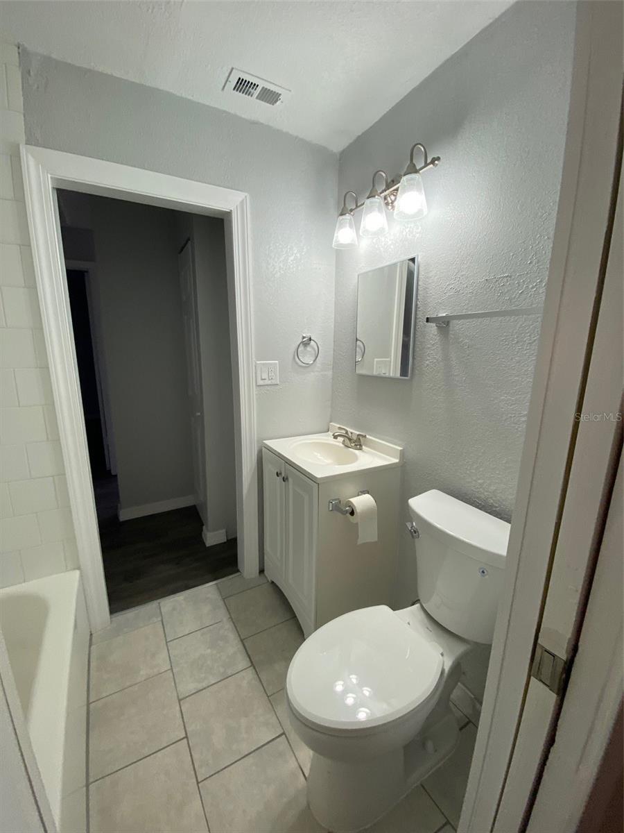 Image 8 of 16 For 2525 Imlay Court S