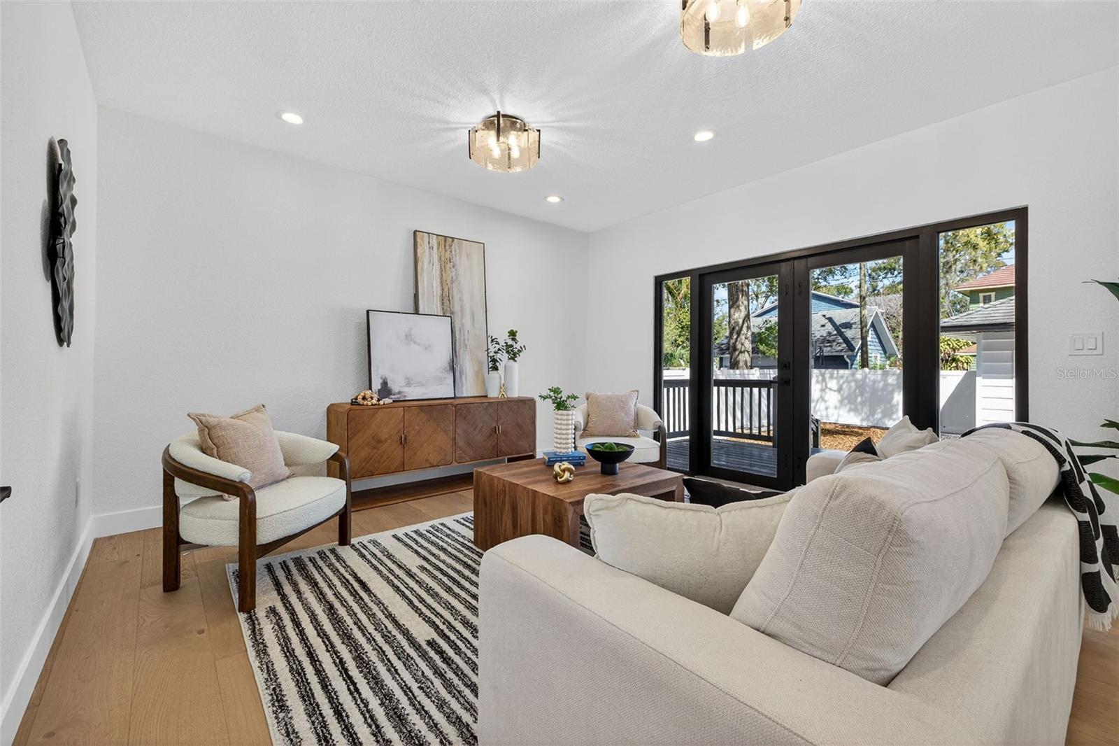 Image 16 of 68 For 159 17th Avenue N