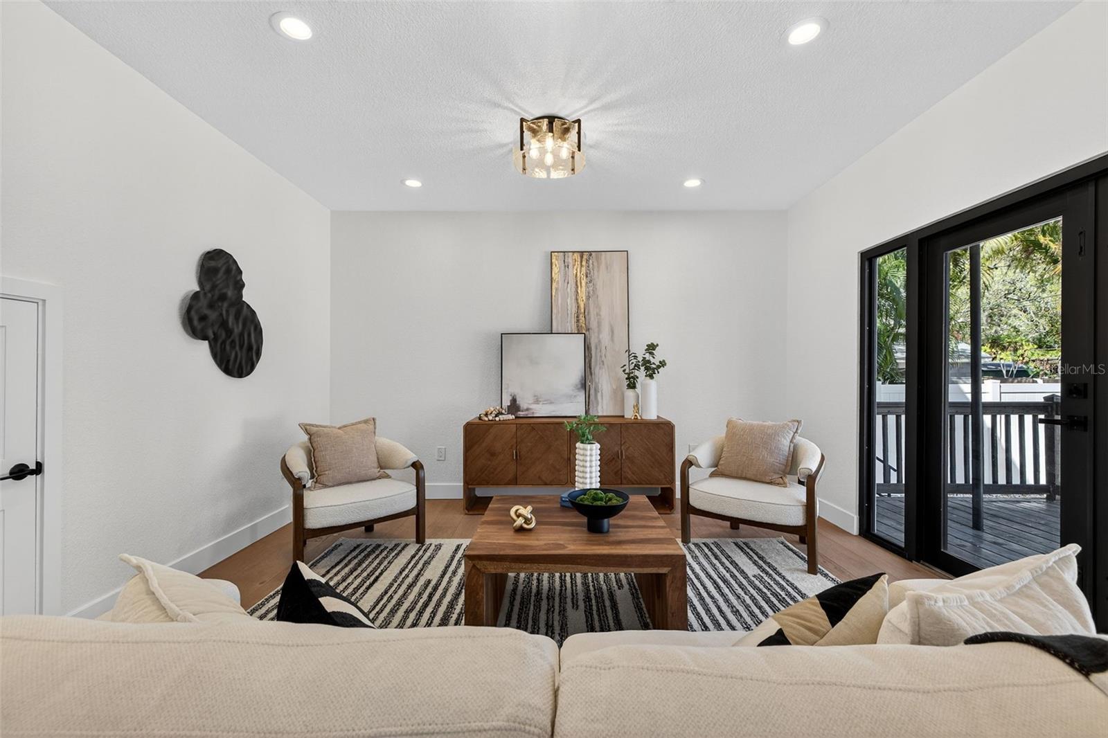 Image 20 of 68 For 159 17th Avenue N