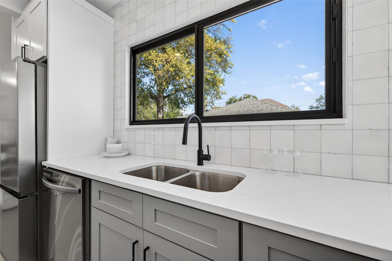 Image 26 of 68 For 159 17th Avenue N