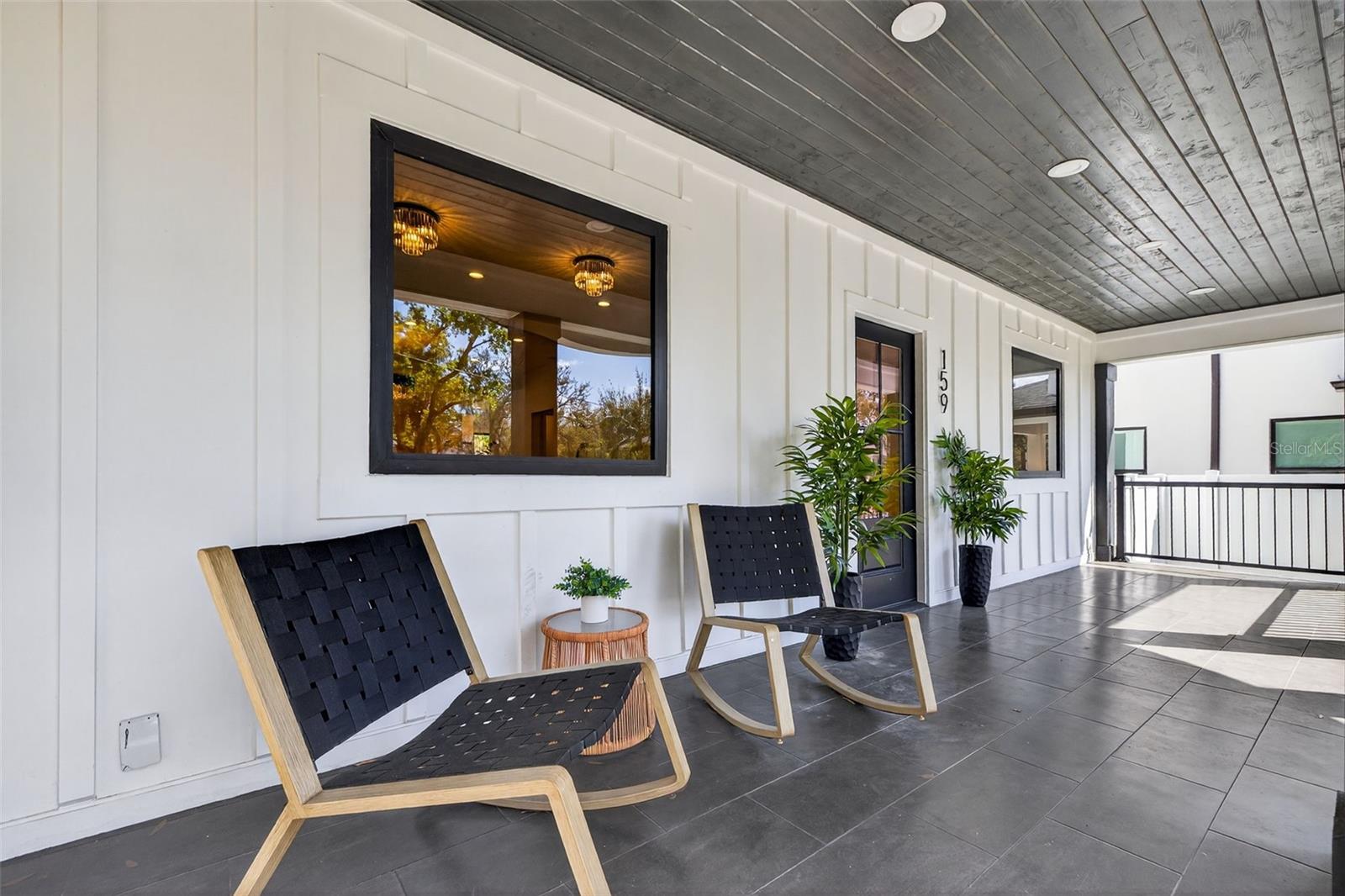 Image 4 of 68 For 159 17th Avenue N